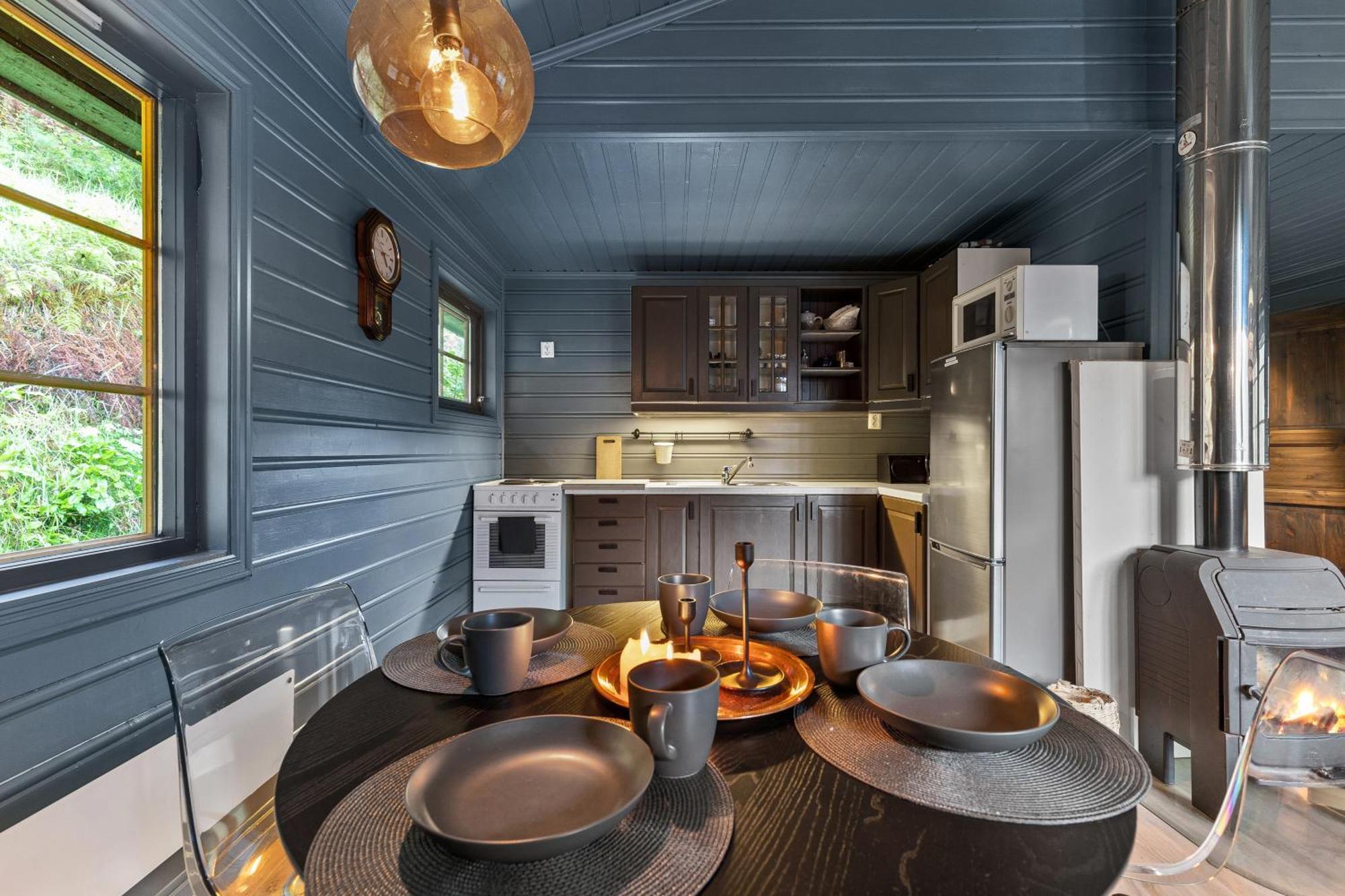 Cabin Alongside The Beautiful Fjaerlandsfjord Екстер'єр фото